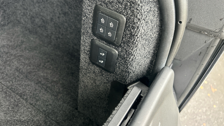 Land Rover Range Rover 3.0 SDV6 Vogue SE 4dr Auto Diesel Estate